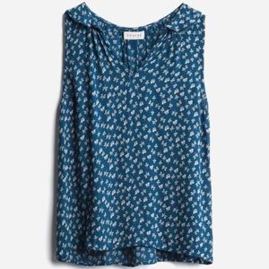 Velvet by Graham and Spencer Catrina Split Neck Top